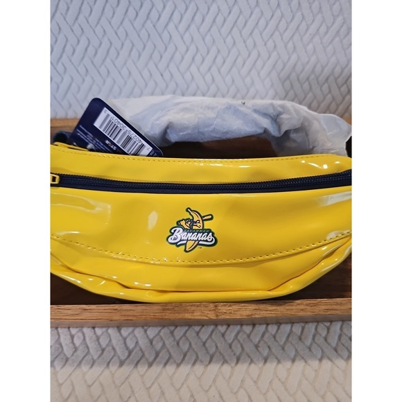 Savannah Bananas Fanny Pack Banana Bag All Star Innovations BRAND NEW - Picture 2 of 7